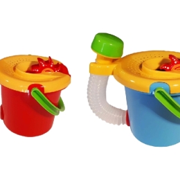Seau � tuyau assorti en bleu et rouge